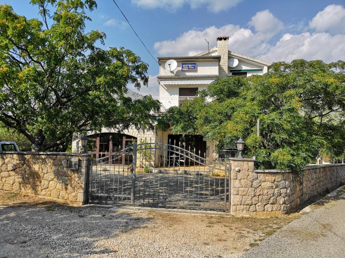 Villa Nina Селине Екстериор снимка